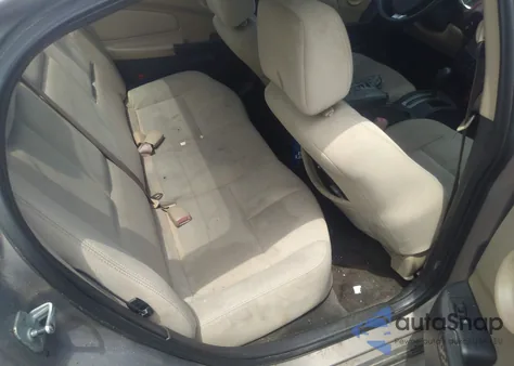 2006 Pontiac Grand Prix из США, поврежденный, VIN 2G2WP552061244066